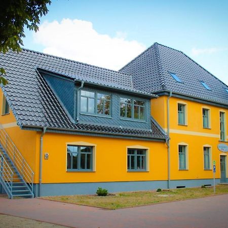 Gaestehaus Burgblick Neustadt-Glewe Exterior foto